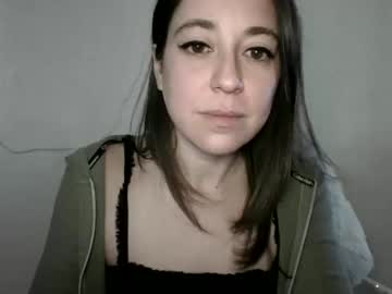 anonymousmews  female  webcam