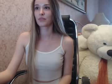 ariana_777  female  webcam