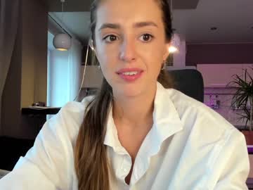 female cam girl coy_amina_ image #3046227