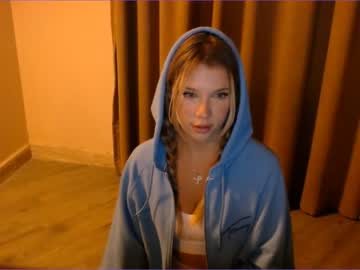 female cam girl bitter_moon image #2835033