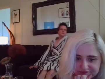 female cam couple jackteisco85 image #2333911