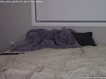 female cam girl mari_and_jandro image #115172