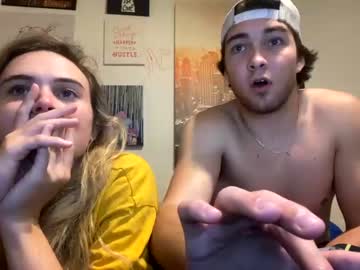 female cam couple haydenxxclark image #619388