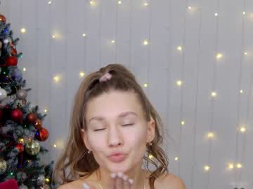 female cam girl teonasafina__ image #3409924