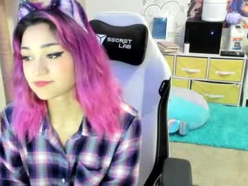 female cam girl sugarbee23 image #2801343
