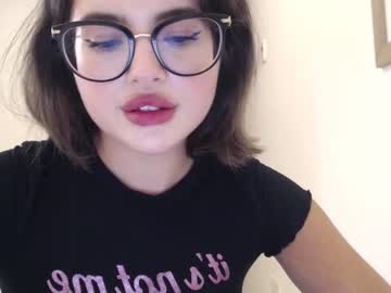 female cam girl playnofuckinggames image #2970615