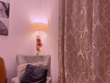 female cam girl myassistant image #2979526
