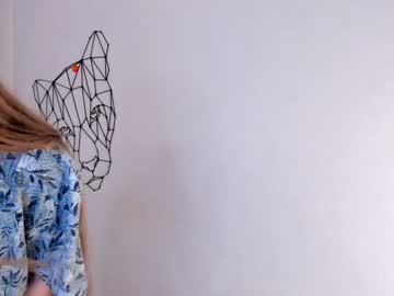 valeridial  female  webcam