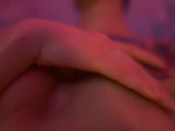 female cam girl kronniekray image #949911