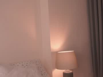 female cam girl _2strangers image #524996