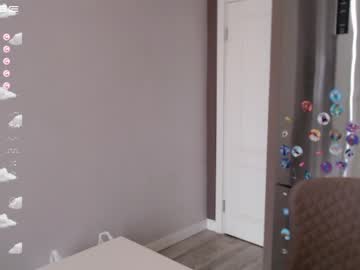 female cam girl small_blondee image #2136581