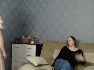 female cam couple renae_tom image #701379