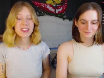female cam girl julia_tina image #881796