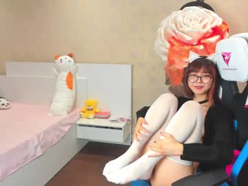 female cam girl cherrypie_01 image #3010011