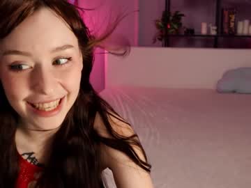 female cam girl ella_knockers_xl image #2278969