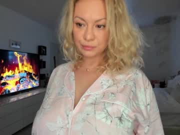 female cam girl kiradivine image #774346