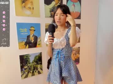 female cam girl little_effy18 image #3595437