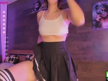 female cam girl yolandabertha image #3710859