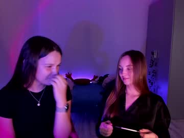 female cam girl golden_bag image #2507285