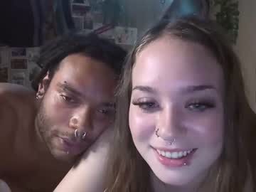 female cam couple sexyy0ungcouple image #2947505