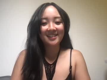 female cam girl yourlilylee image #2701962