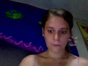 litlyla  female  webcam