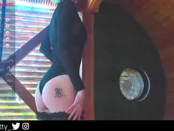 female cam girl lit1le_kitty_ image #2943374