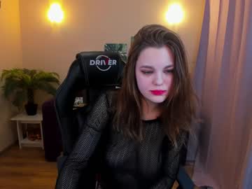 lillillyevans  female  webcam