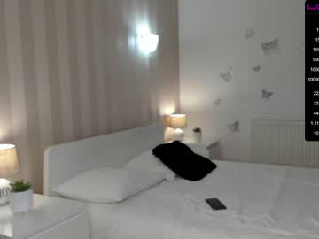 female cam girl jennylove52 image #1090667