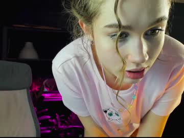 female cam girl mayabach image #3558685