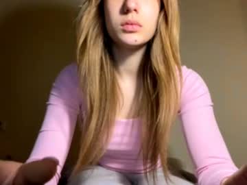 female cam girl gwendolynharkey image #4079756