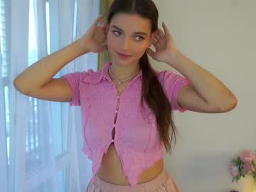 female cam girl keenakosbab image #46