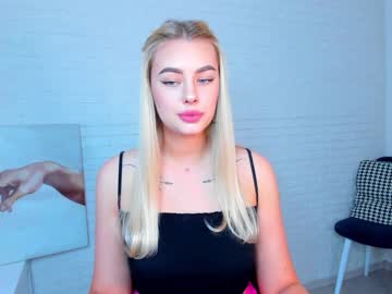 female cam girl 8a8y_nura image #1761539