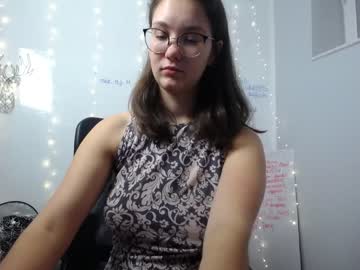 female cam girl yourcrazyneightbor image #3105609