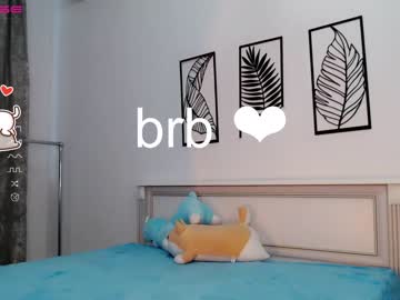 female cam girl small_blondee image #3254828
