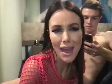 female cam girl hornypetitegirl77 image #1957584