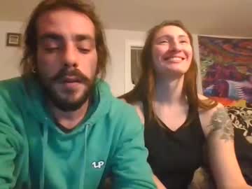 female cam couple spillthewine420 image #712178