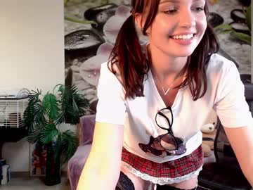 female cam girl jennycutey image #1510098