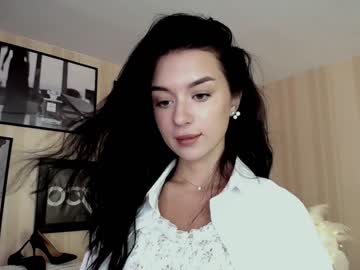 female cam girl zara_larison image #2568027