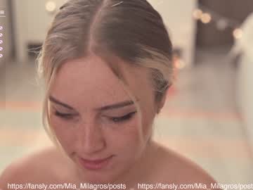 female cam girl mia_milagros image #2609255
