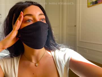 female cam girl maksin_cb image #2101586