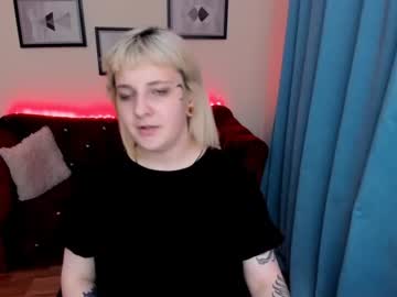 female cam girl yolandi_toit image #2170195