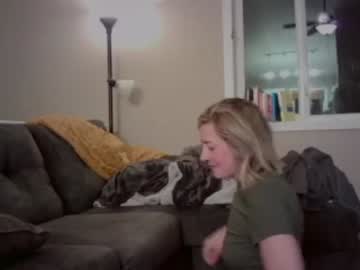 female cam couple branditravis2 image #546497