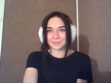 female cam girl heidiknight555 image #3461142