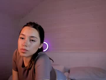 female cam girl darling_kira image #2593089