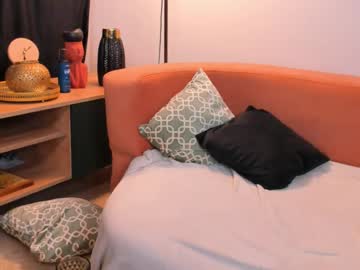 female cam girl coco_nats image #4066949