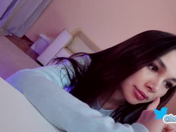 female cam girl hollyextra image #3006592