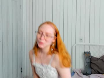 afradenmon  female  webcam