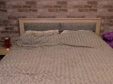 female cam couple golden_kernel image #790824