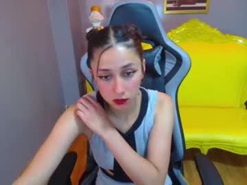 female cam girl andru_t image #3984320